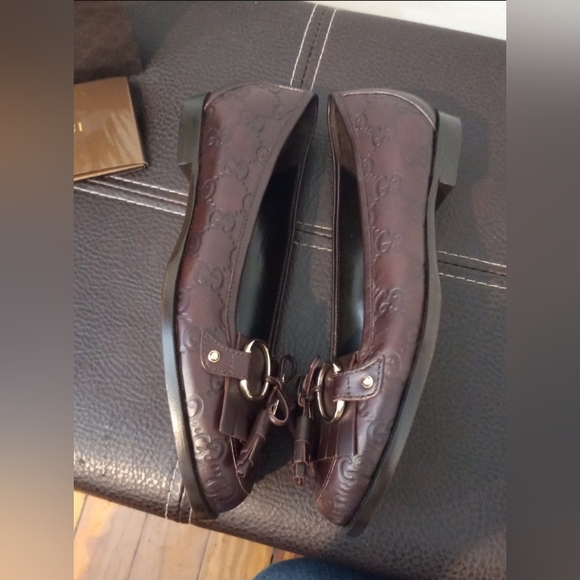 Gucci Loafers - Picture 10 of 11